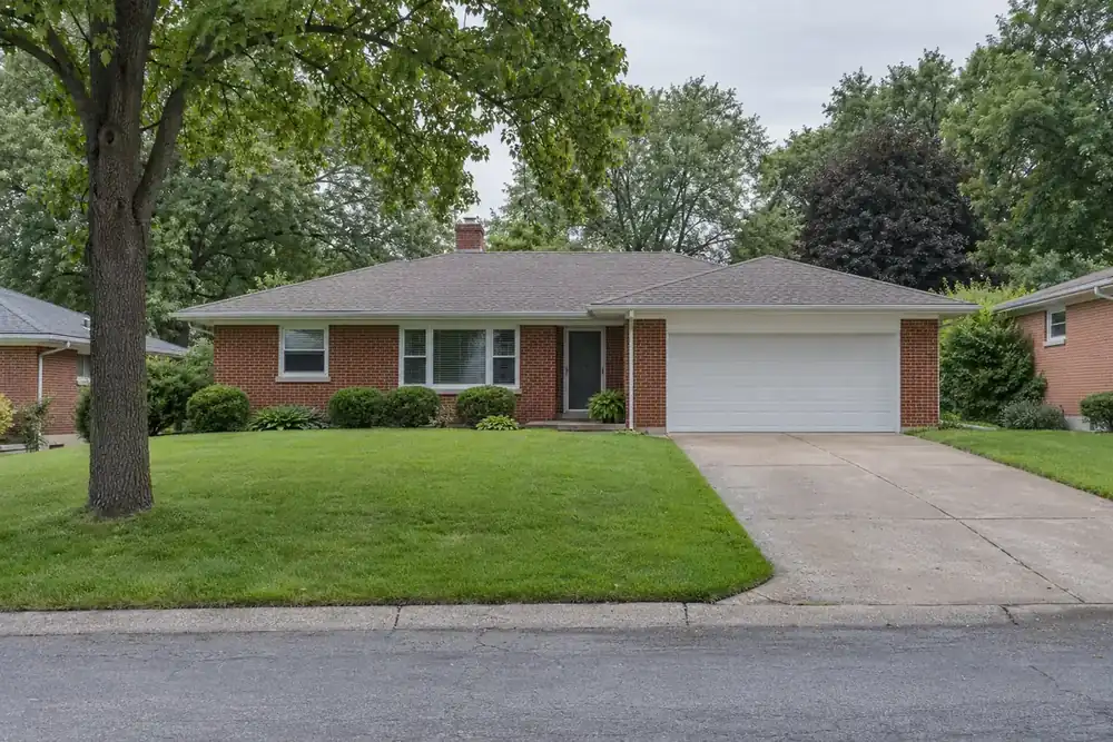 Illustration of a typical residential street in the Crestwood, MO area